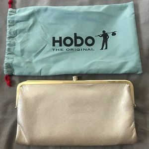 Hobo Lauren Clutch Wallet